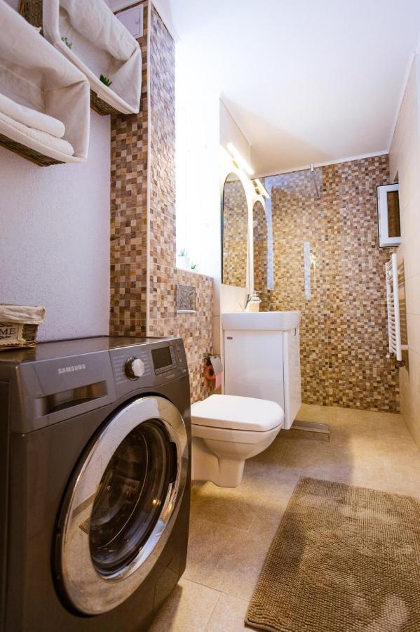 Apartament Maria Gyulafehérvár Kültér fotó
